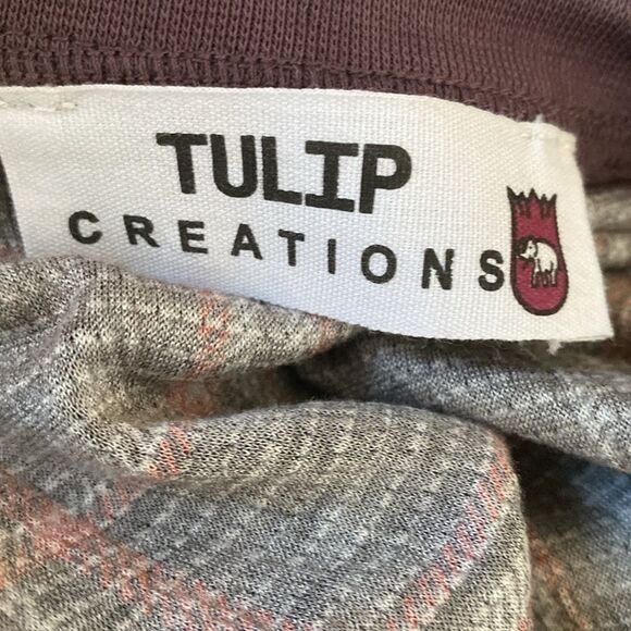 Tulip Creations Red and Black Houndstooth Lace Cuff Long Slv Henley Dolls Kill - Picture 6 of 6